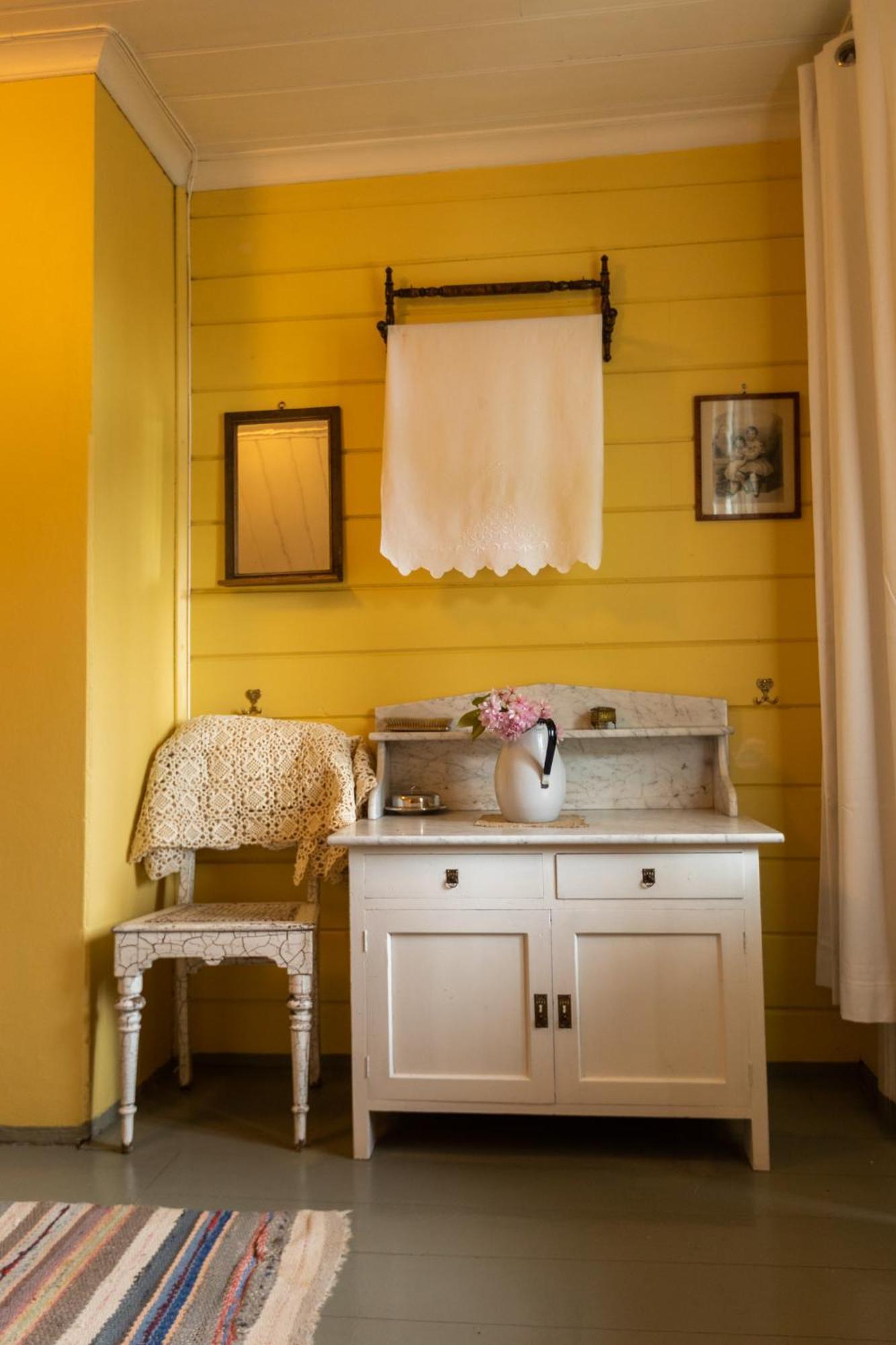 Lodgen Stryn Room photo
